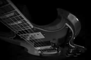 touch my secret、話題のロックバンドが音源を限定無料配信中